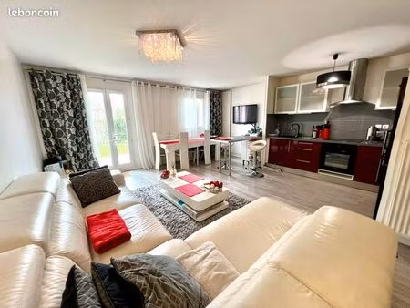 maison 5 pièces 93 m²