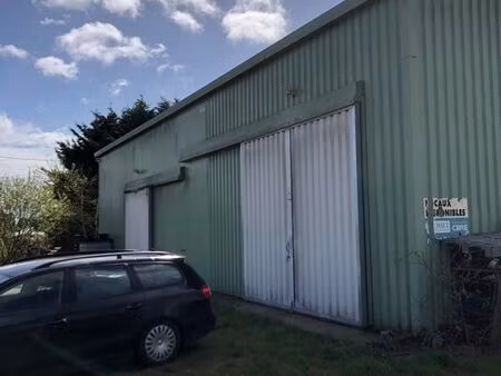 bâtiment professionnel 400m2