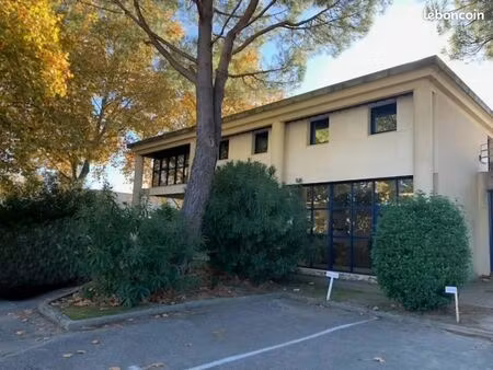 bureaux zone de courtine