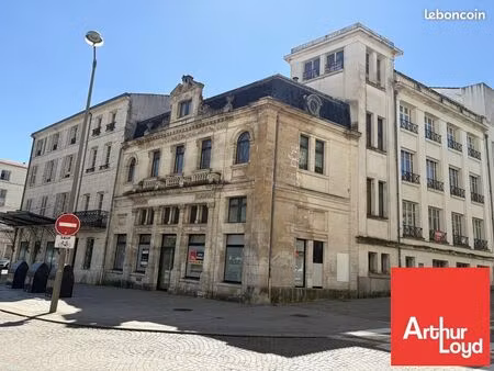 bureaux 422 m² niort
