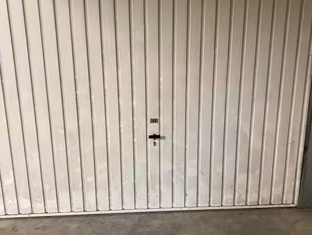 garage/box 15 m² lempdes