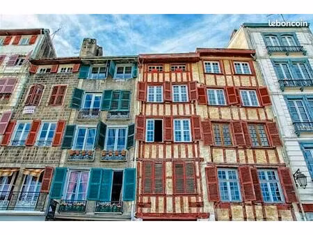 local partagé de 100 m² – petit bayonne – idéal association / activité compatible