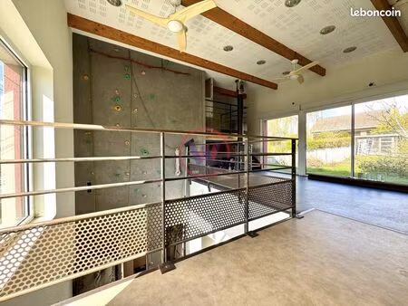 chalet 5 pièces 84 m²