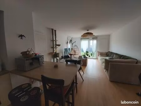 maison 6 pièces 93 m²