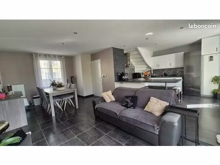 maison 4 pièces 80 m²