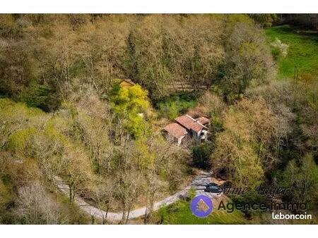 propriété 5 pièces 139 m²