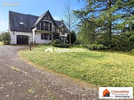 maison 4 pièces 205 m²