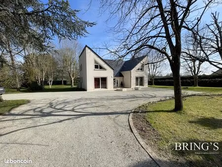 maison 5 pièces 151 m²