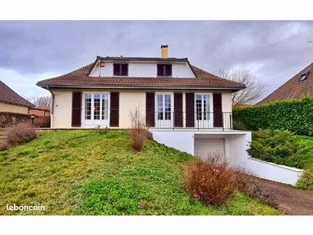 maison 7 pièces 164 m2