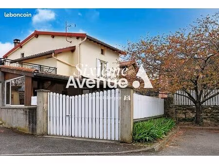 maison de village 5 pièces 131 m²