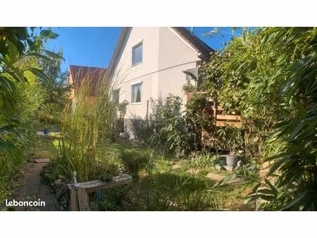 maison familiale 6 pièces de 139m²  sur un terrain de 478m²