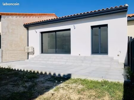 villa 3 pièces 80 m²