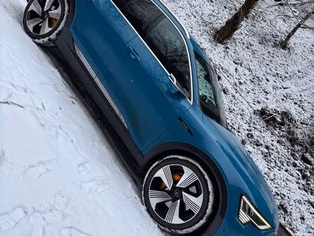 échange maison de village à rénover ou appartement