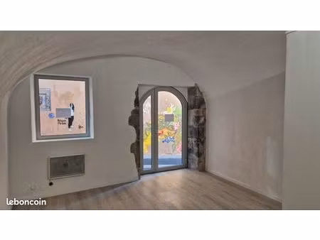 local commercial 25 m² – quartier historique clermont-ferrand