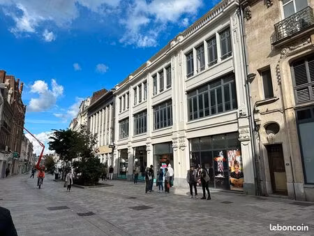 local commercial 900 m² douai