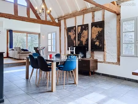 propriété 6 pièces 141 m²