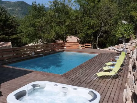 propriété 9 pièces - 197 m² - proche clermont l'herault