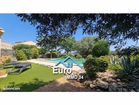 superbe propriété de caractère offrant 255 m² + garage + atelier