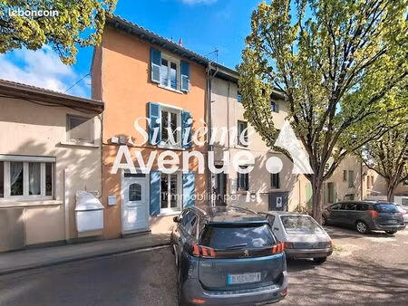 maison de village 4 pièces 85 m²