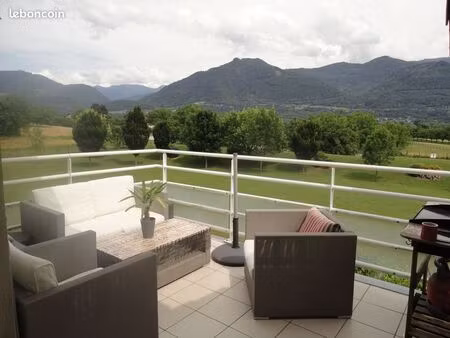 rare et recherché au touvet t4 en dernier étage avec vue sur belledonne