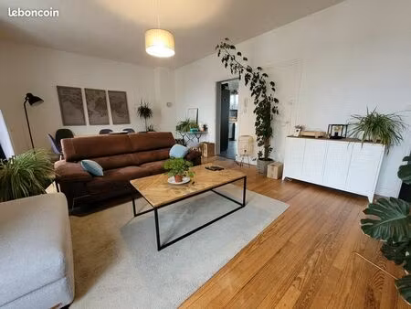 appartement 3 pièces 80 m²