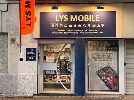 à vendre : fonds de commerce – emplacement stratégique