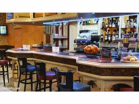 bar restaurant glacier licence iv