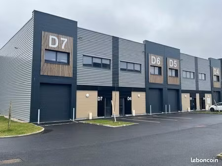 entrepot - logistique 8570 m² lesquin