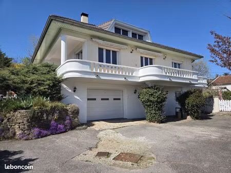 maison 5 pièces 132 m²