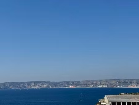 maison vue mer terrasse plein ciel coin barbecue à vendre endoume 7e