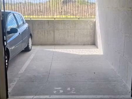 place parking / box