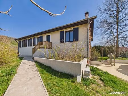 maison 6 pièces 115 m²