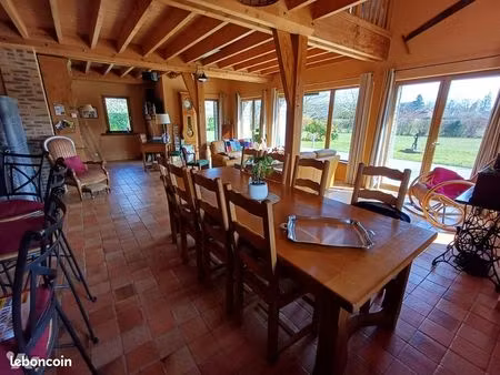 maison 7 pièces 210 m²