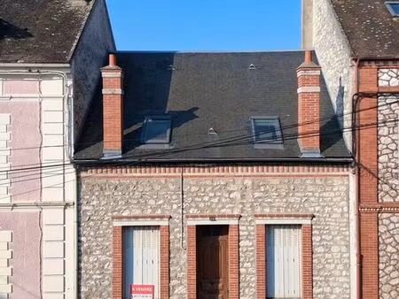 maison de ville des années 1930 – travaux à prévoir - quartier champs-de-mars (centre-vill