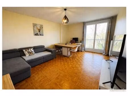 appartement t3 65m² balcon le port-marly