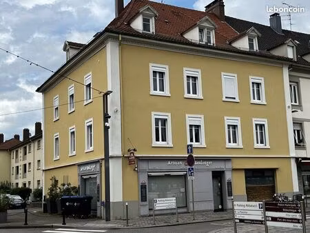 local commercial 95 m²