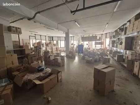 local d'activité 325 m²