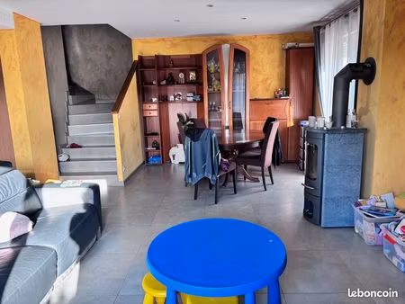 maison - 100 m² - 5 pièces