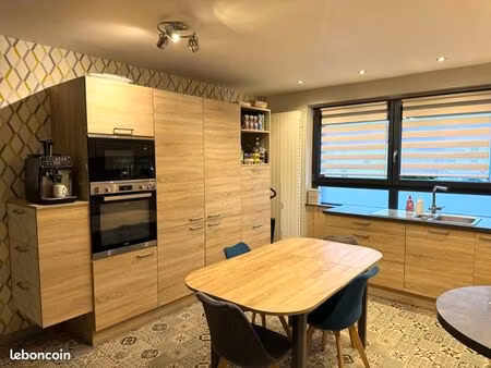 homécourt – maison au calme en impasse – 3 chambres – garage – jardin