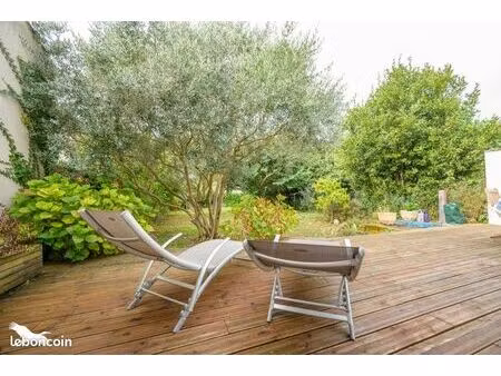 pavillon 6 pièces 128 m²