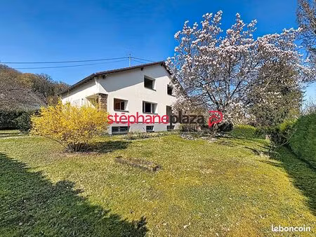 maison 6 pièces 217 m²