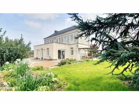 maison 6 pièces 168 m²