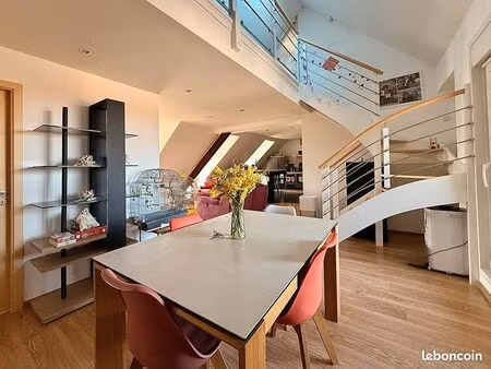 duplex 5 pièces 103 m²