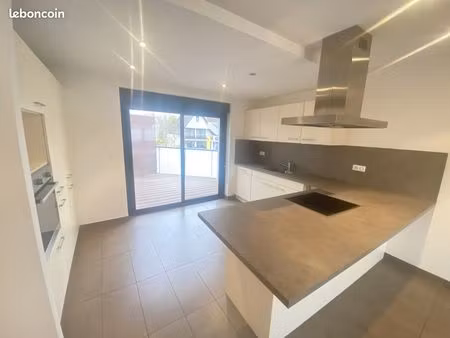 duplex 5 pièces 111 m²