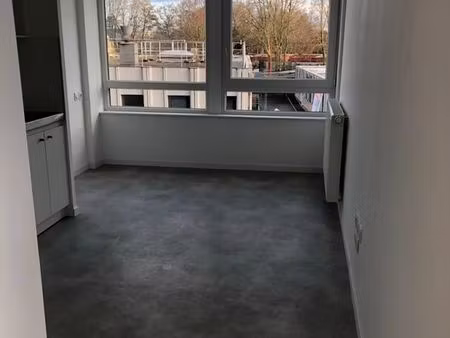 particulier loue un studio de 23m²  dans résidence neuve pour étudiants  situé à villeneuv