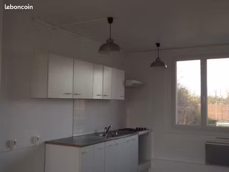 t2 villeneuve d 'ascq