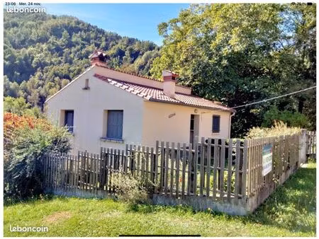 maison au calme   plein sud dans un environnement privilégié