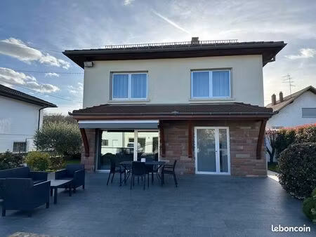 maison 5 pièces 185 m²