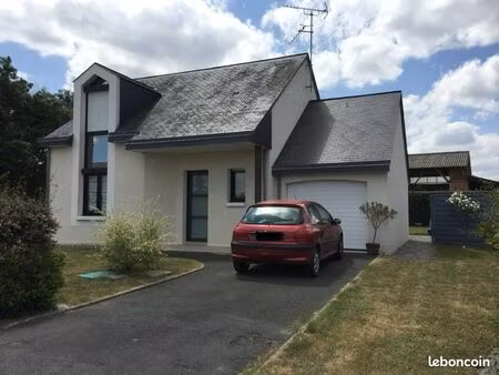 maison 3 chambres à louer avec garage