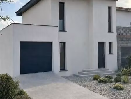 villa 4 pièces 90 m²